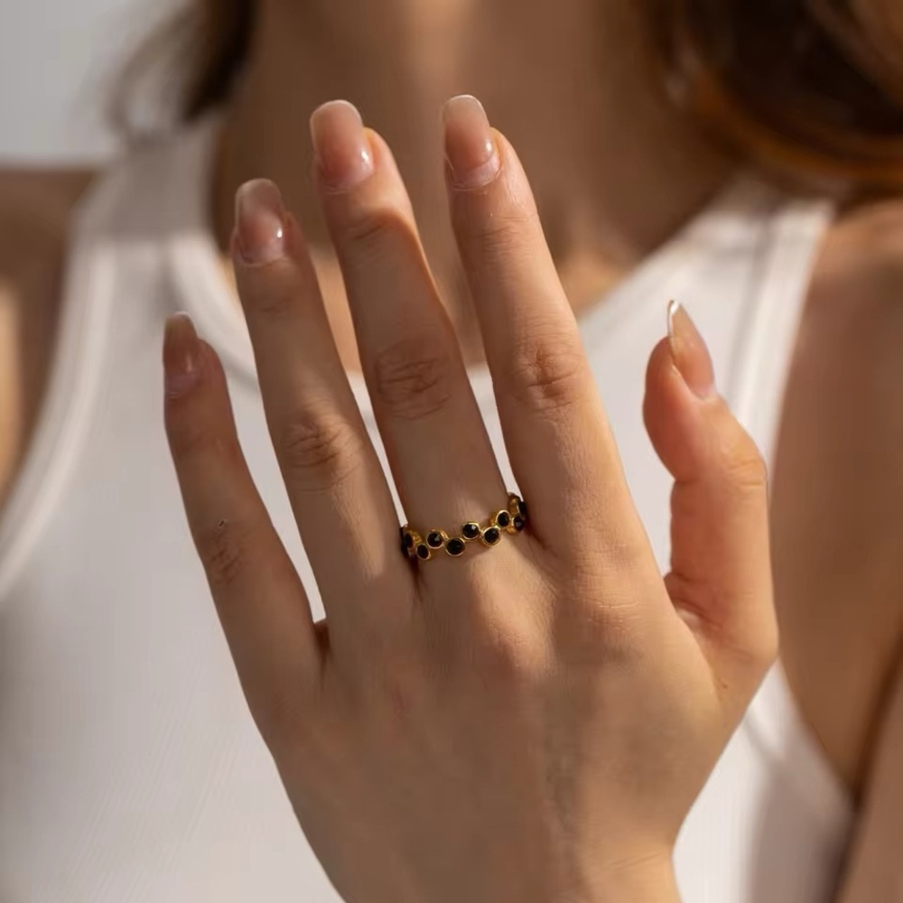 18k Gold Plated Black Cubic Zirconia Staggered Open Ring - Picture 2 of 7